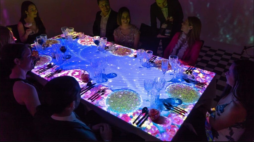 4D Dining